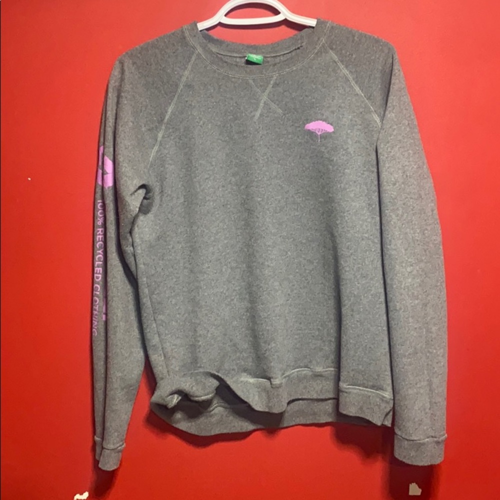Ungalli large sweater made from Recycled materials